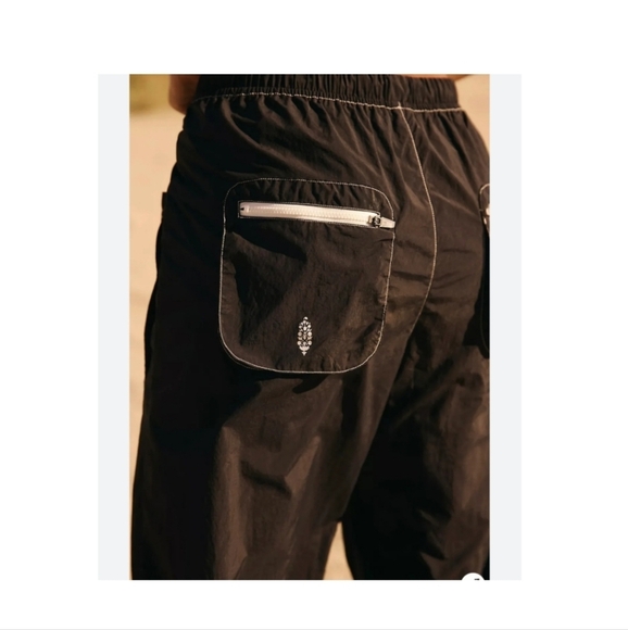 Free People Fly By Night Cargo Pants Black - Picture 6 of 9